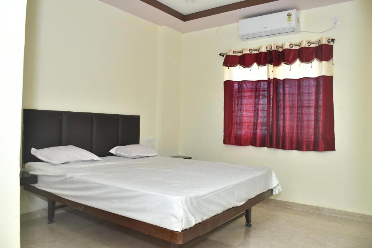 Hotel Kalika Residency - Akkalkot Akalkot Екстериор снимка